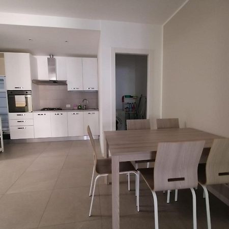 Lucky Apartment 2 ซีร์มิโอเน ภายนอก รูปภาพ