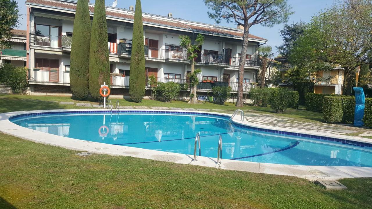 Lucky Apartment 2 ซีร์มิโอเน ภายนอก รูปภาพ
